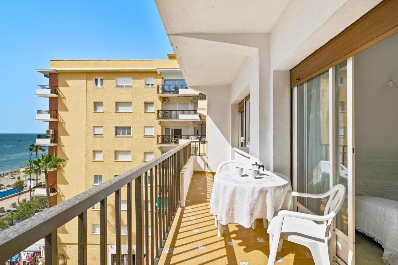 Apartamento Con Piscina En La Primera Linea De Playa De Fuengirola Εξωτερικό φωτογραφία