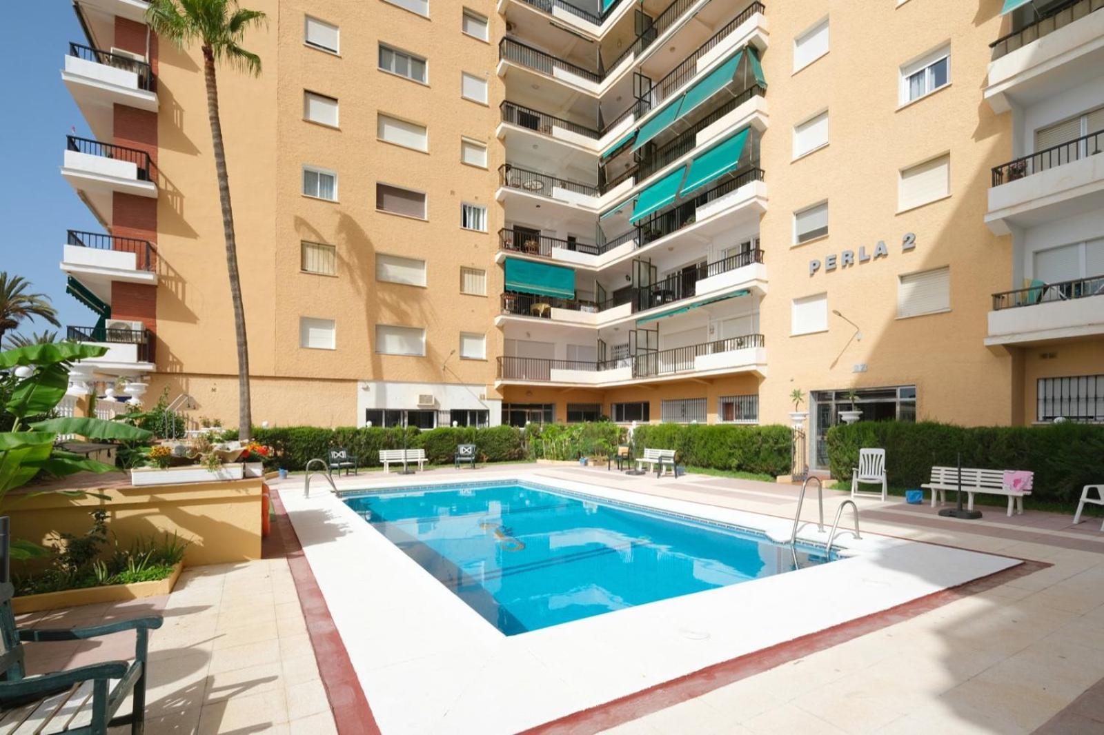 Apartamento Con Piscina En La Primera Linea De Playa De Fuengirola Εξωτερικό φωτογραφία